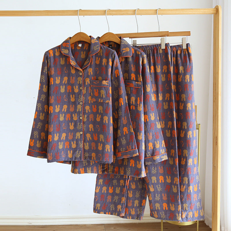 Pair-house suit made of cotton gauze, retro design