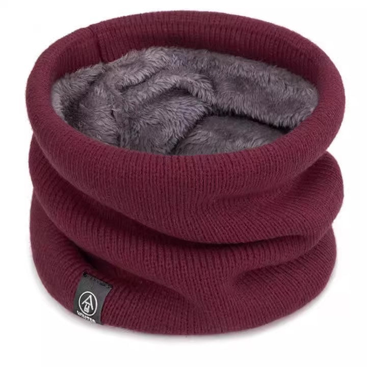 Padded knitted loop for women and men
