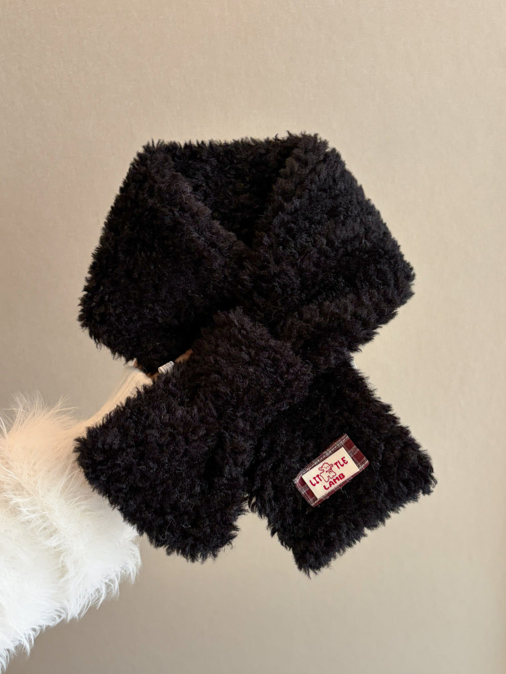 Thick lamb fleece scarf, 85x12 cm