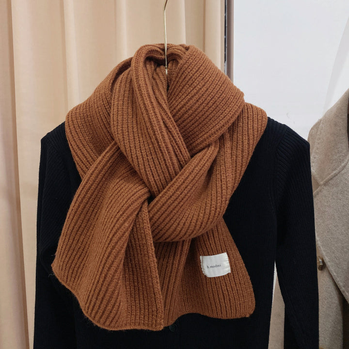 Warmer knitted scarf for women, versatile and fashionable