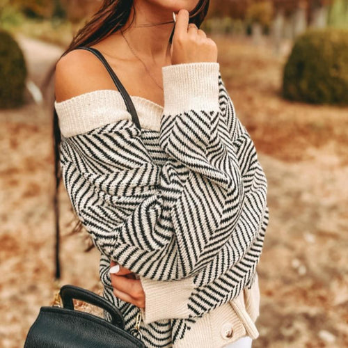 Amarae | Cardigan - Houndstooth Pattern - V-Neck - Button Closure - Ribbed Edges