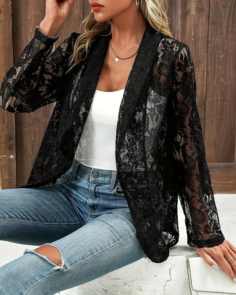 Lune London | Elegant, Solid Color Coat with Floral Lace Collar