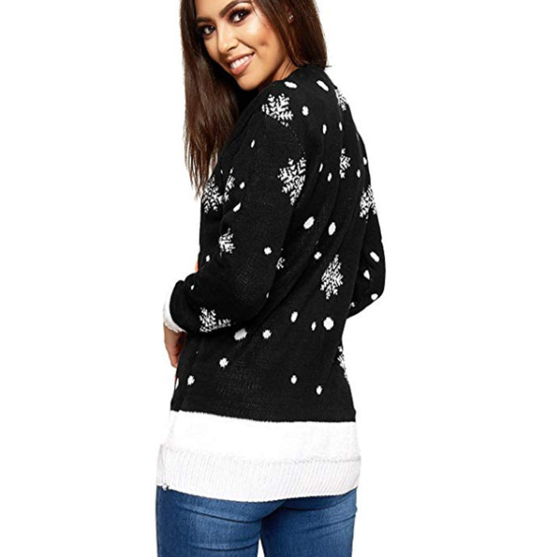 Christmas sweater for women with festive design Lune London