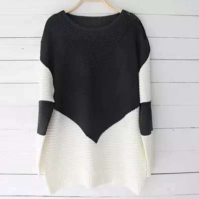 Trendy women's sweater with structured V-neck and modern color blocks Lune London