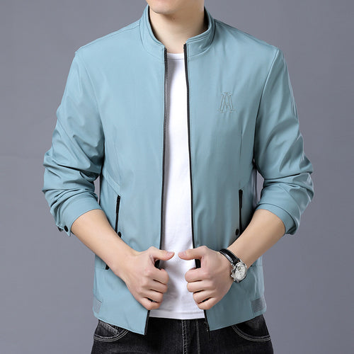 Elegant transition jacket for men with a modern cut and stylish pockets Amarae