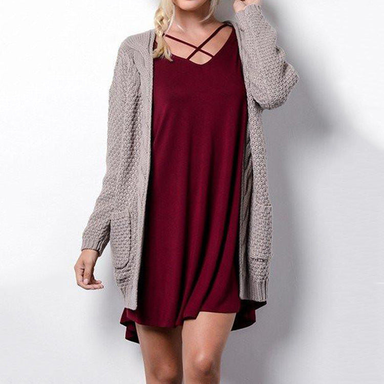 Knitted cardigan for women with a comfortable oversized fit and pockets Lune London