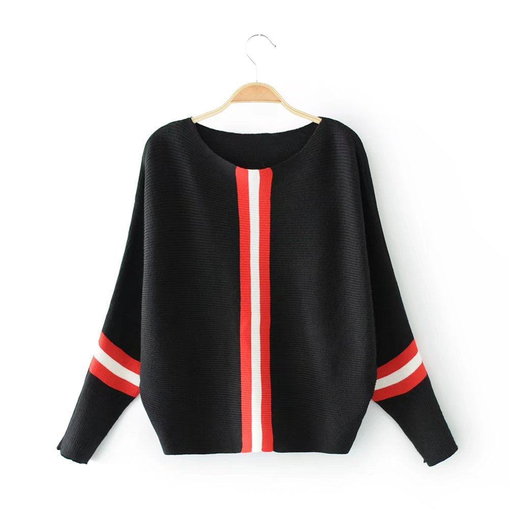 Casual knitted sweater for women with modern stripes and a loose fit Lune London