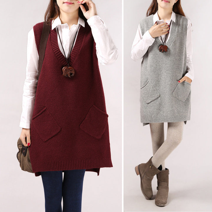 Knit vest for women with deep V-neck and practical pockets Lune London