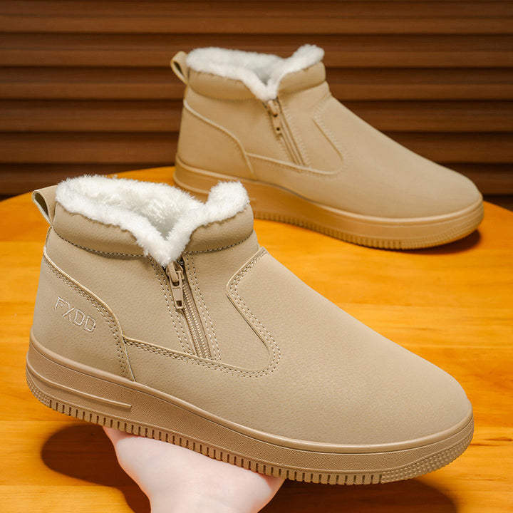 Padded men's winter boots, water-repellent, slip-on model