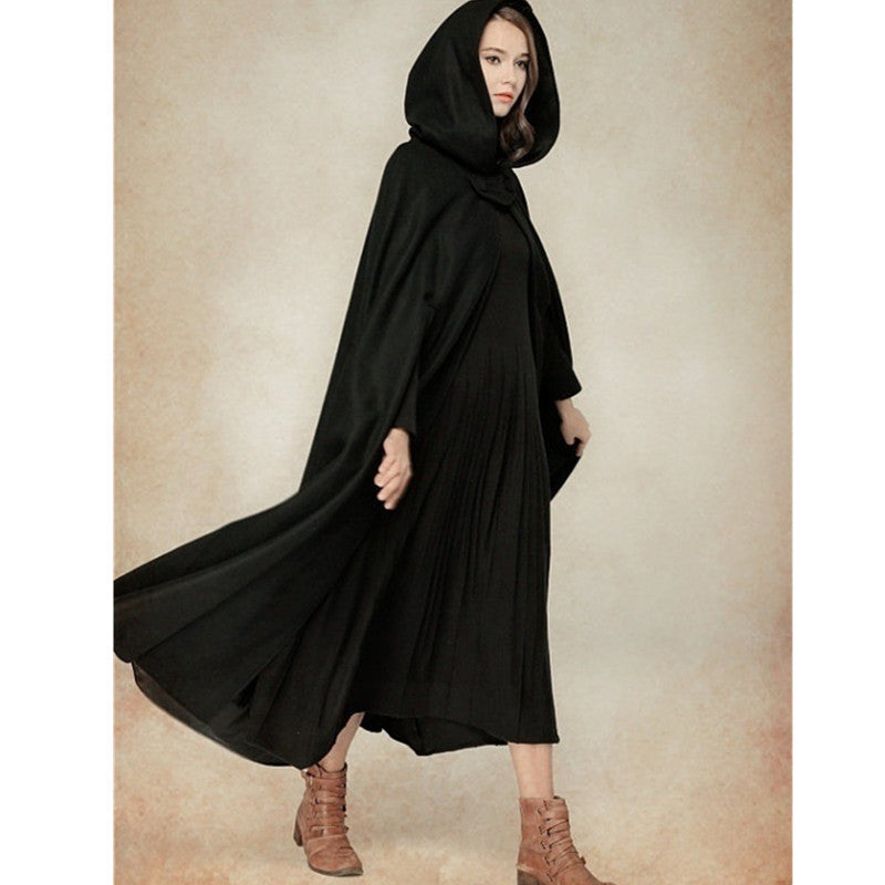 Ladies modern coat cut with hood Lune London