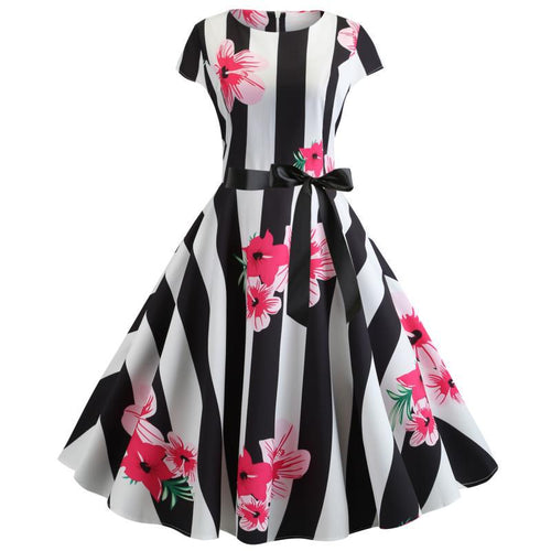 Robe Swing Vintage pour Femme avec Motifs Floraux et Design Ajusté Chic & Stil