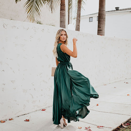 Ladies Elegant Maxi Dress with Flowing Skirt and Simple Silhouette Amarae