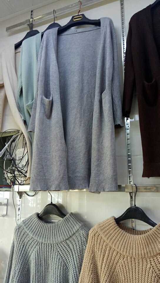 Long knitted cardigan for ladies with a relaxed fit and deep V-neck Lune London