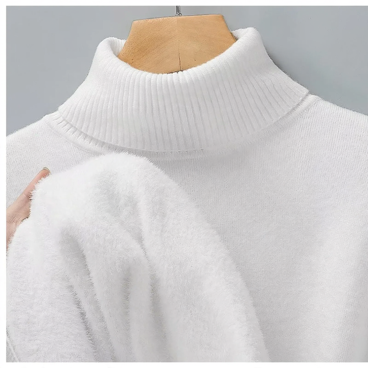 Men's wool sweater with turtleneck and fleece lining
