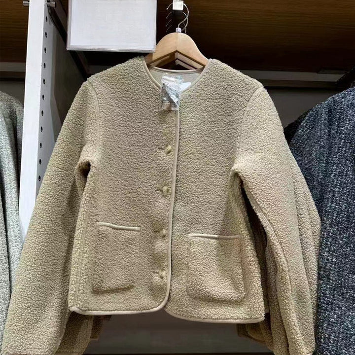 Women's cardigan made of lambskin imitation and fleece