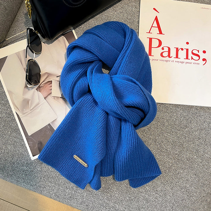 Knitted scarf made of pure wool, 162x33 cm
