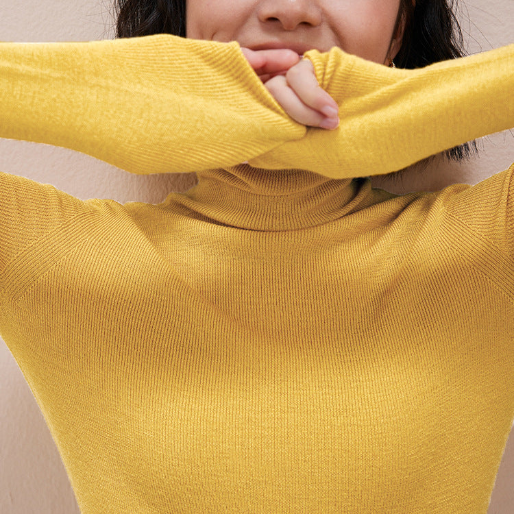 Ladies' wool sweater with stand-up collar, 100% wool