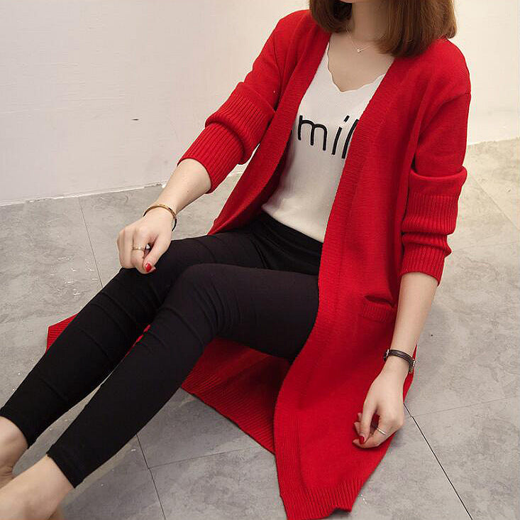 Knit cardigan for women with fashionable V-neck and relaxed fit Lune London