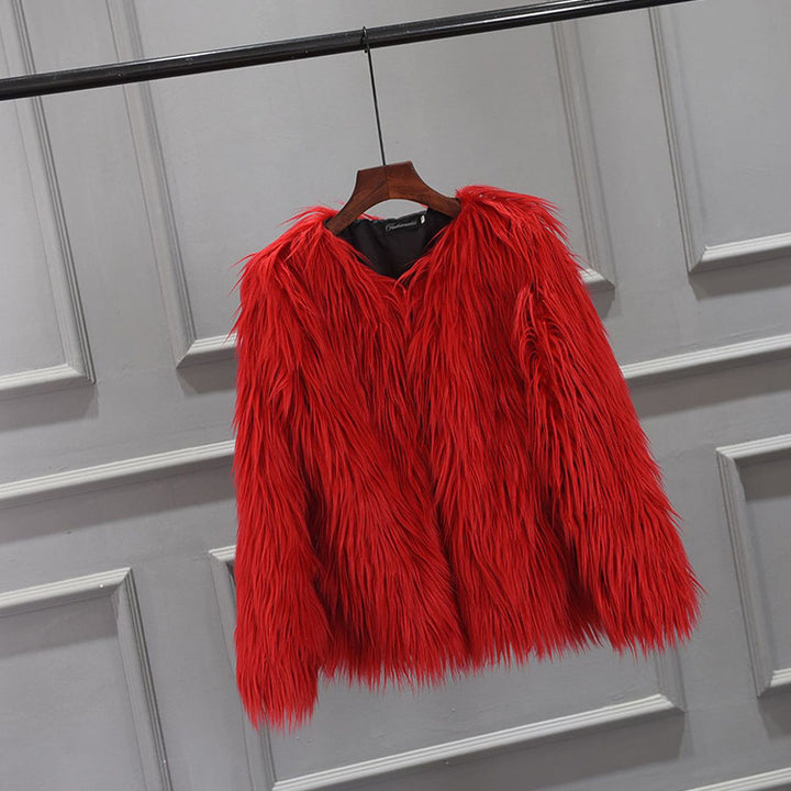 Ladies Luxurious Faux Fur Jacket with Voluminous Collar Lune London