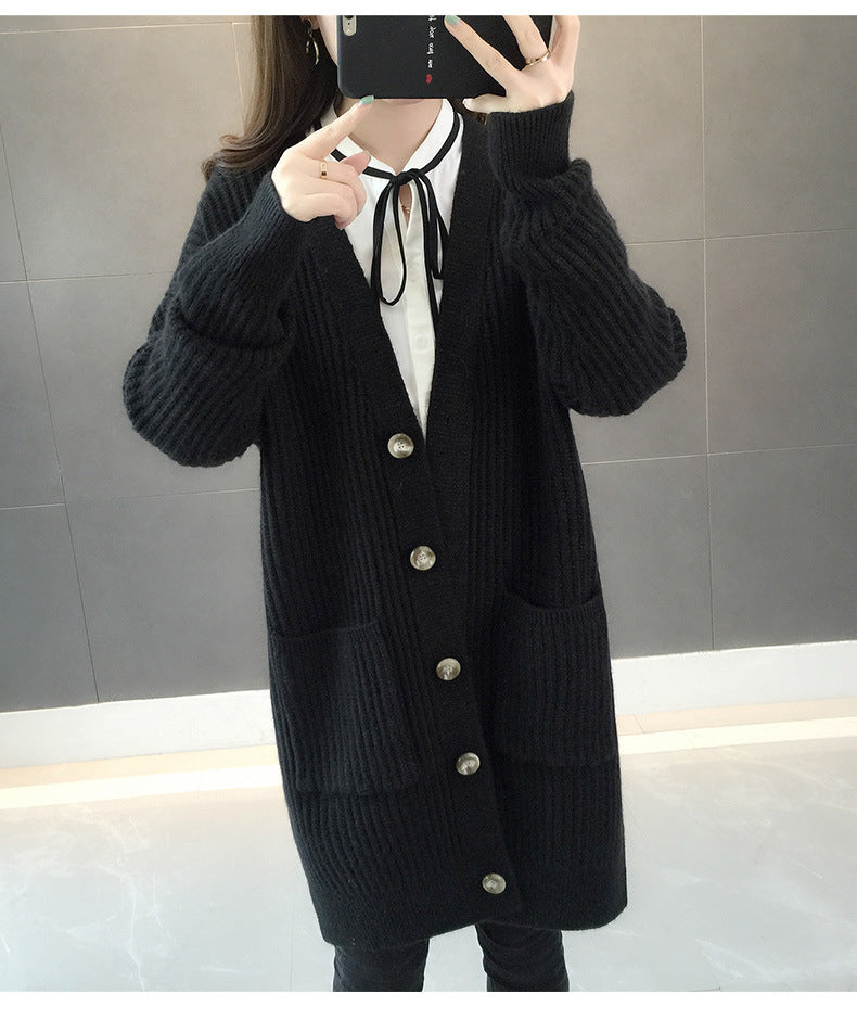 Cardigan pour femmes avec poches à rabat et patte de boutonnage Chic & Stil