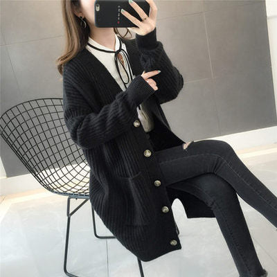 Cardigan pour femmes avec poches à rabat et patte de boutonnage Chic & Stil