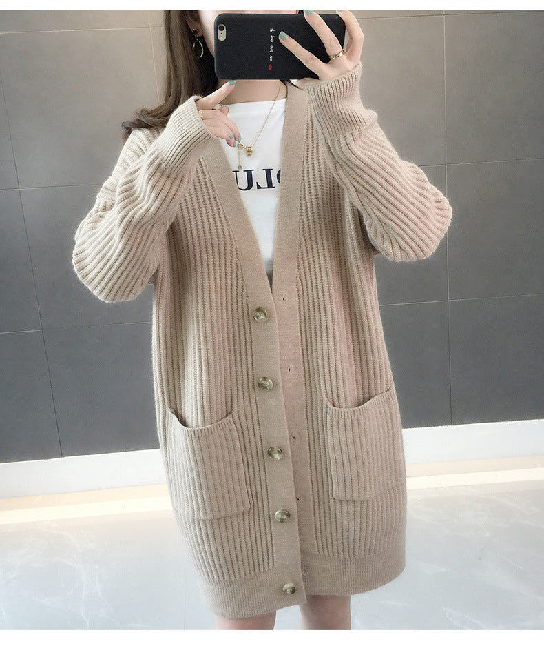 Cardigan pour femmes avec poches à rabat et patte de boutonnage Chic & Stil