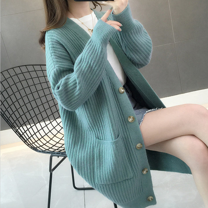 Cardigan pour femmes avec poches à rabat et patte de boutonnage Chic & Stil