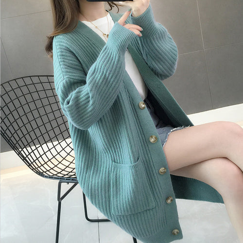 Cardigan pour femmes avec poches à rabat et patte de boutonnage Chic & Stil