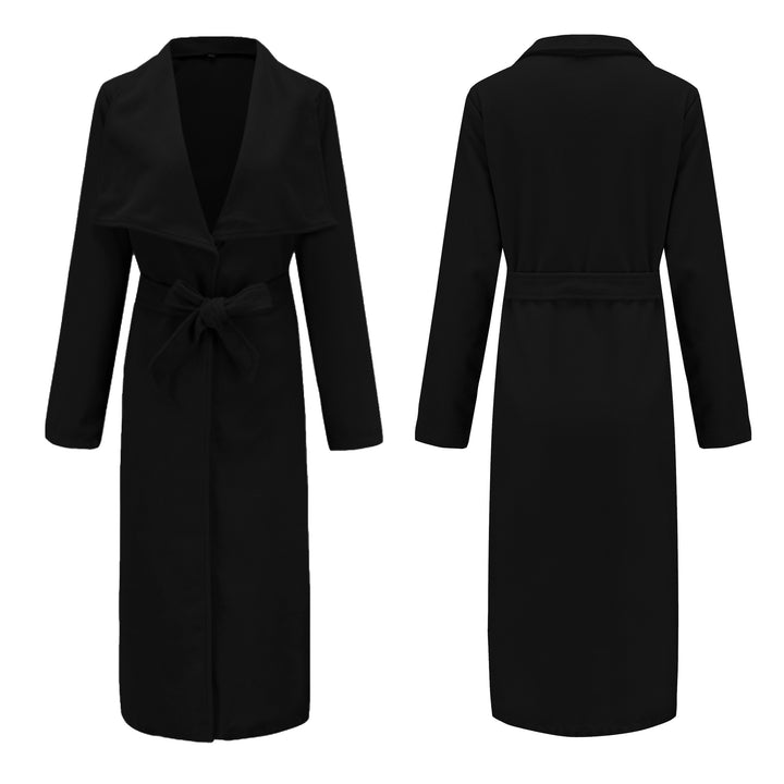 Ladies elegant coat with chic collar and belt at the waist Lune London