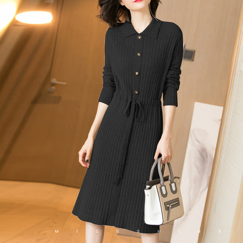 Robe en tricot femme avec col montant moderne et ceinture réglable Chic & Stil