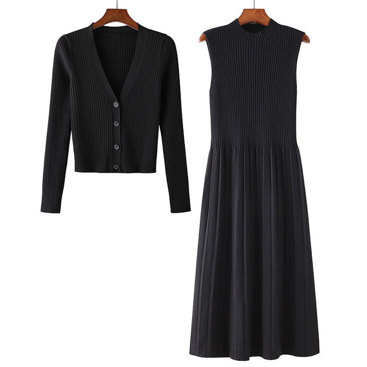 Ensemble tricot pour femmes avec robe ajustée et cardiagan léger Chic & Stil
