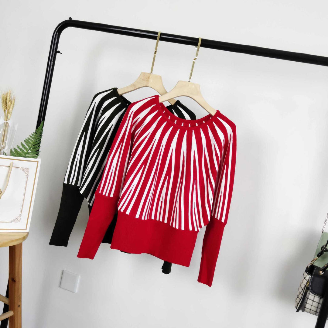 Casual knit sweater for women with eye-catching pattern Lune London