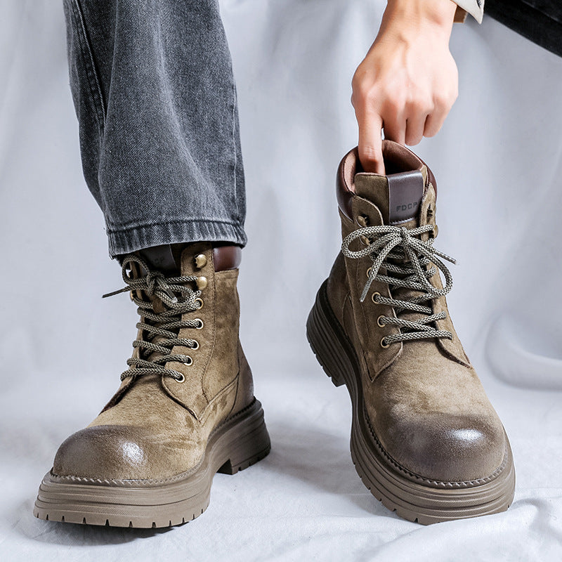 Padded men's work boots, vintage style