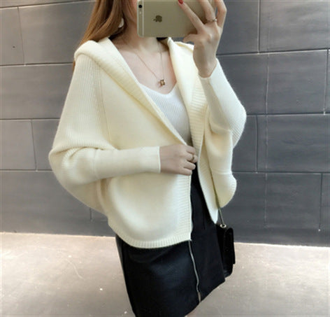 Ladies Beautiful knitted cardigan with hood Lune London