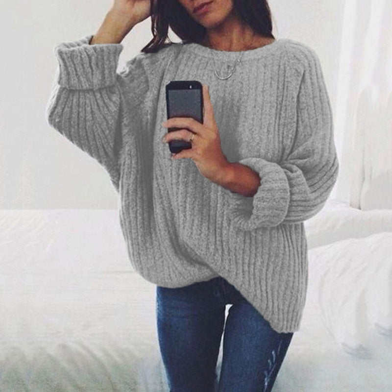 Thick knit sweater for women with a relaxed fit and a trendy ribbed pattern Lune London