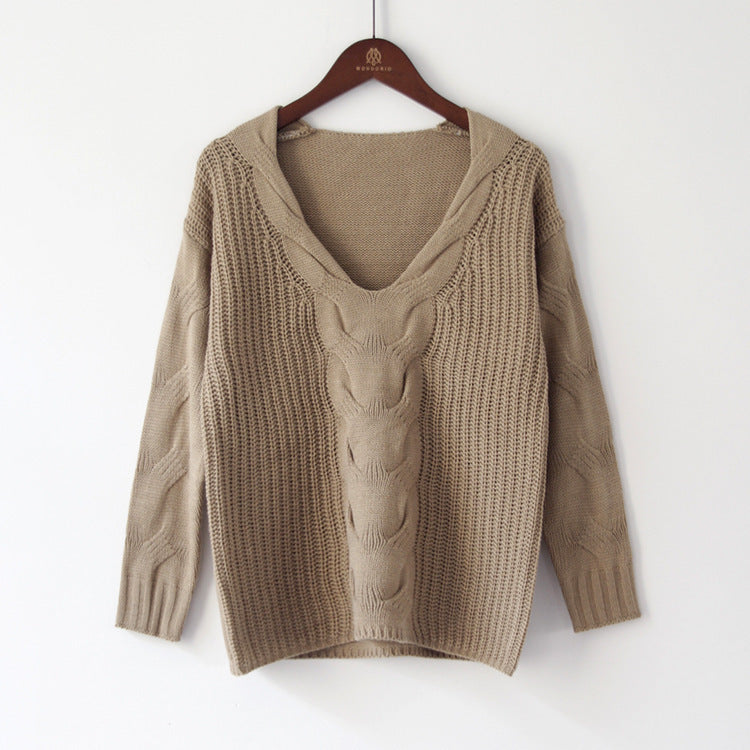Chunky knit sweater for women with off-shoulder and trendy twisted pattern Lune London