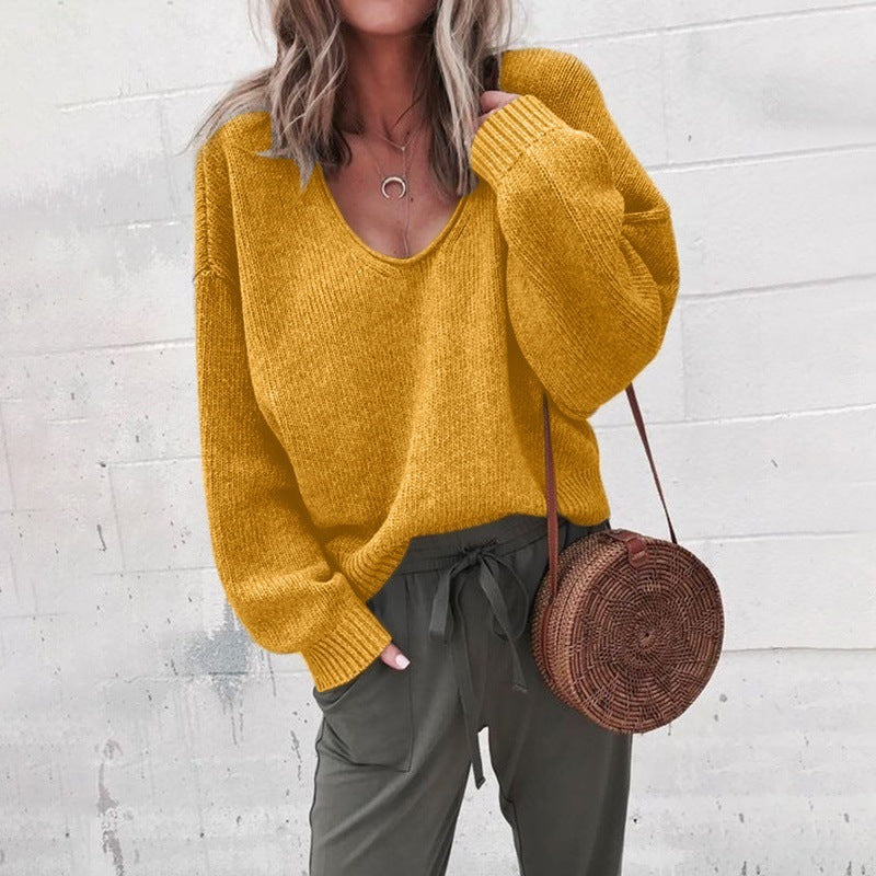 Thick knit V-neck sweater for women with straight shoulders Lune London