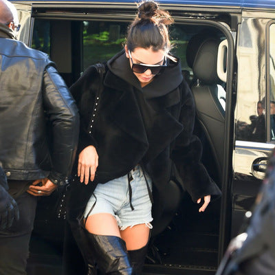 Chic and Stylish Women's Oversized Fleece-Look Coat