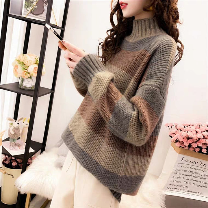 Pull à col montant confortable pour femmes avec un motif rayé à la mode Chic & Stil