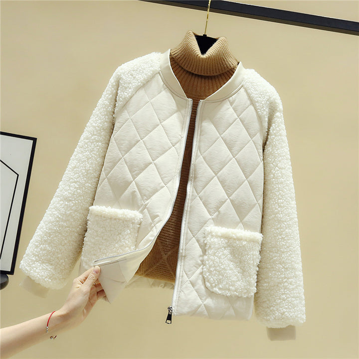 Transitional quilted jacket for women with cozy teddy lining and practical pockets Lune London