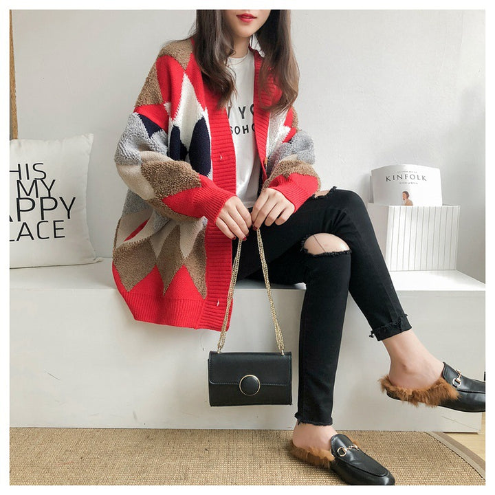 Knitted cardigan for women with modern diamond pattern Lune London