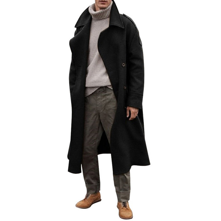 Elegant vintage trench coat for men with practical pockets and modern cut Lune London