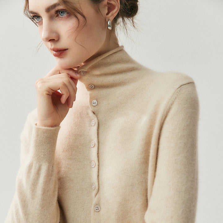Women's cardigan with a soft touch