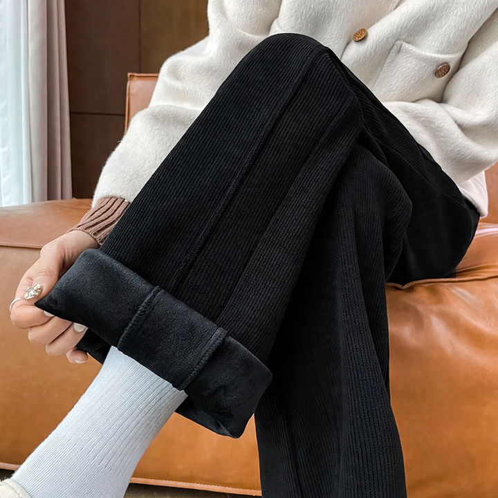 Women's corduroy trousers, wide cut, with lamb fleece lining