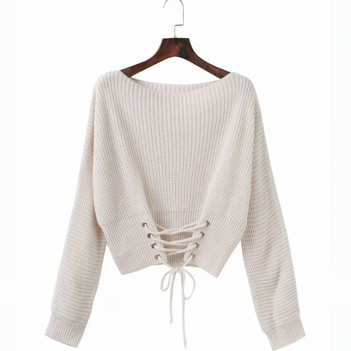 Chunky knit sweater for women with an open back and trendy lacing Lune London