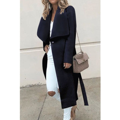 Ladies Elegant coat with generous lapels and belt at the waist Lune London