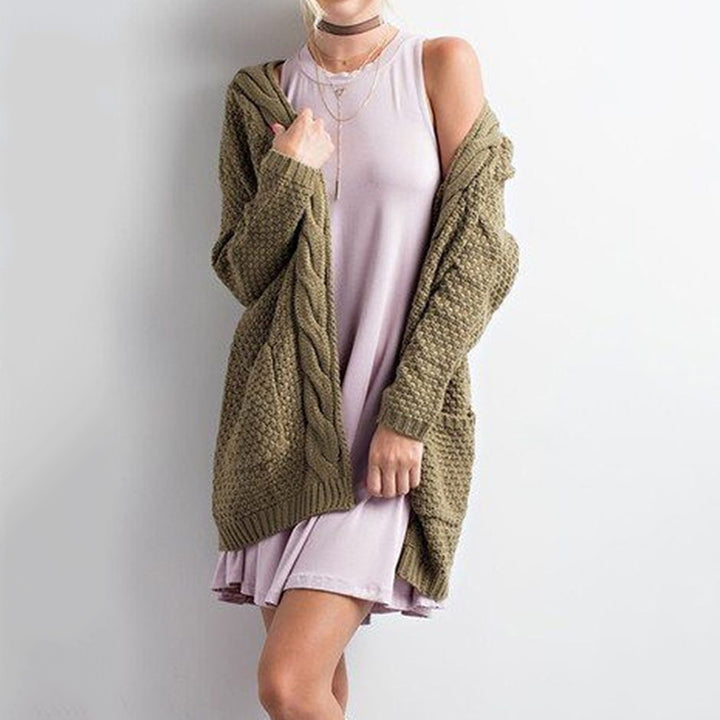 Ladies Chunky Knit Cardigan with relaxed fit and large pockets Lune London