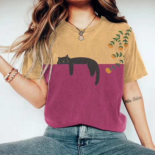 Lune London | Two-Tone Cat Graphic T-Shirt for Women
