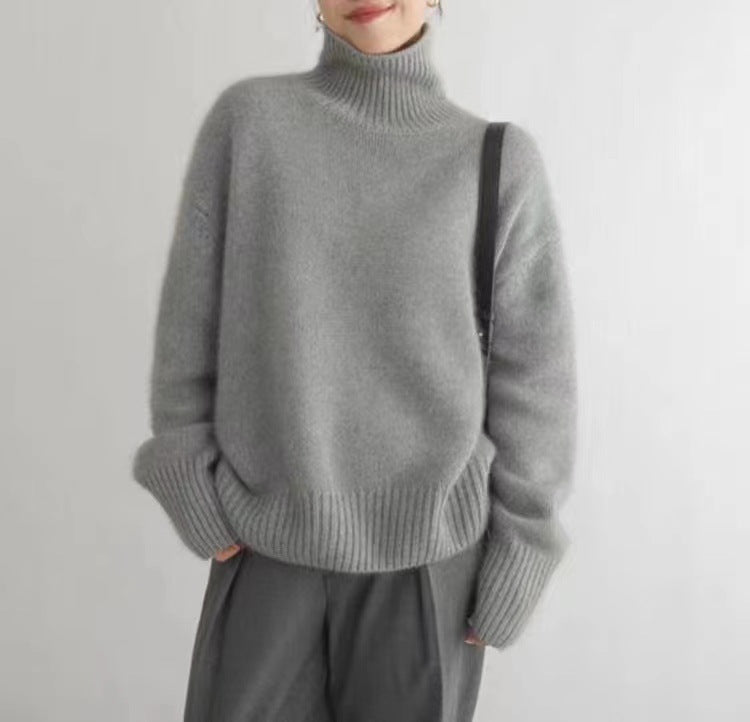 Women's wool sweater, high collar, loose fit