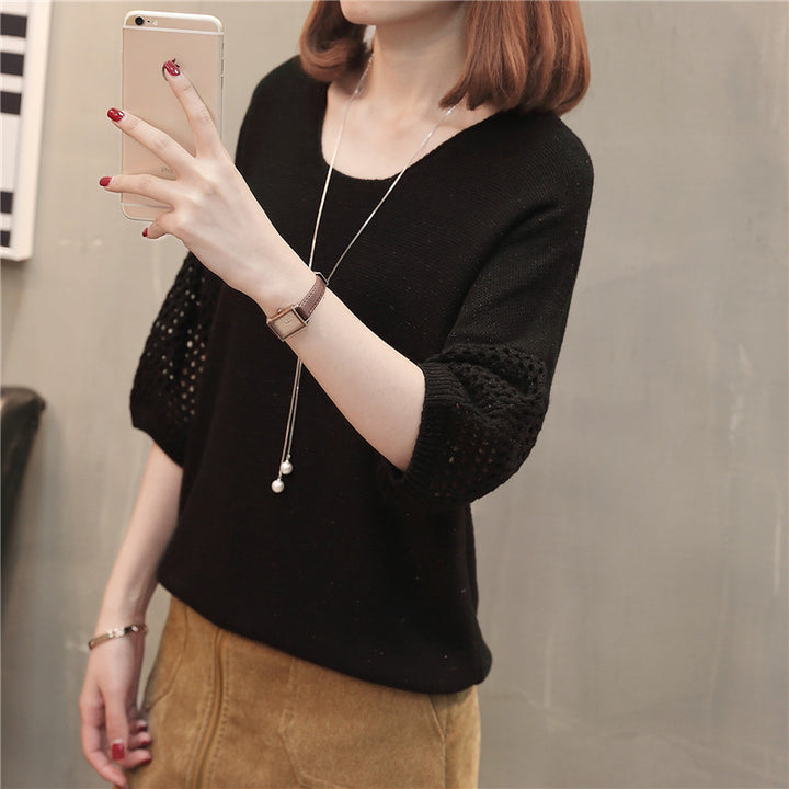 Women's sweater with decorative crochet pattern and V-neck Lune Londonl